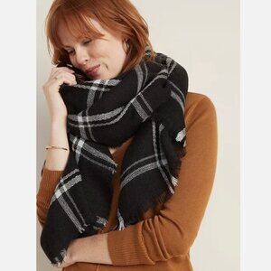 NWT Old Navy Long Flannel Blanket Scarf Wrap Shawl Tartan Pashmina Black Plaid
